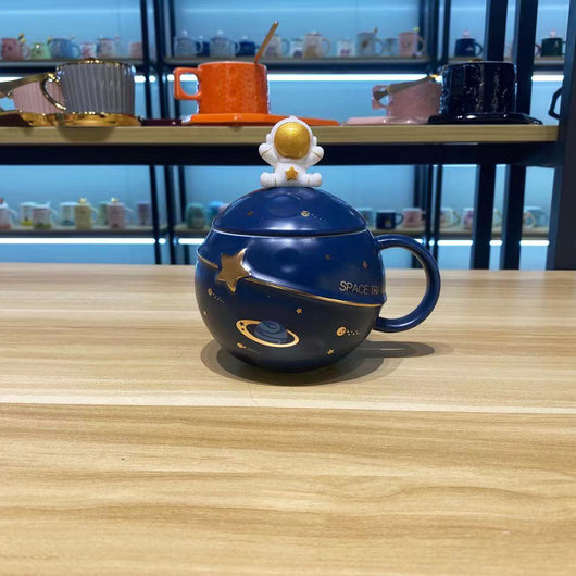 Taza Cerámica Astronauta con Tapa y Cuchara - Diseño Planeta - Image 20