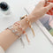 Pulsera de Amor con Cadena de Perlas y Cierre Metálico