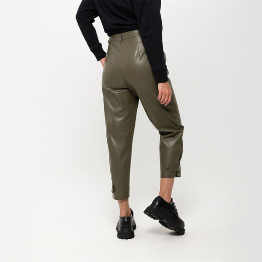 Pantalones Cortos de Cuero PU Ajustados de Cintura Alta - Image 2