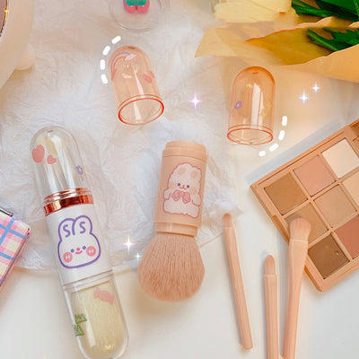 Juego de 4 Brochas de Maquillaje Estilo Lovely Girl - Image 8