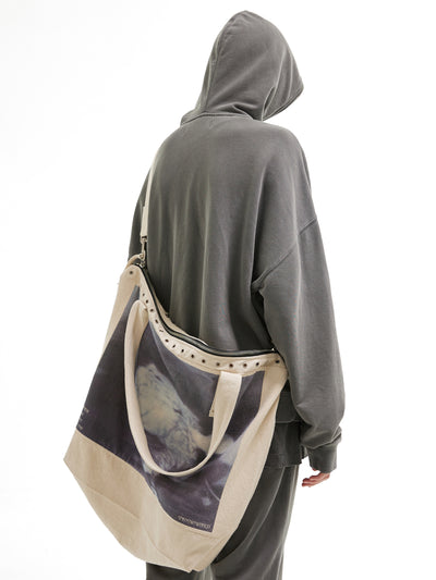 Bolsa Tote Canvas con Estampado de Ojetes Zip - Image 7