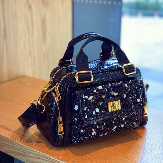 Bolso de Hombro Versátil de Gran Capacidad con Diseño Acolchado para Mujer