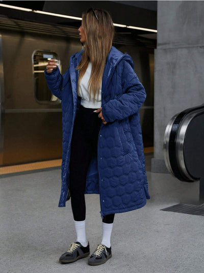 Abrigo Largo Escocés con Capucha y Pelaje Suave para Mujer - Image 10