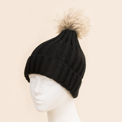 Gorro de Lana Azul Klein con Pompón de Pelaje - Diseño Tejido Elegante - Image 6