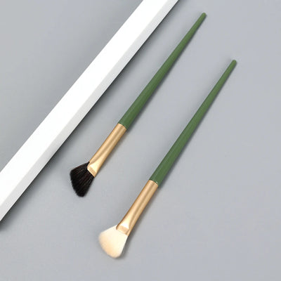 Brocha Abanico para Contorno Nasal - Herramienta de Maquillaje Profesional Suave y Precisa - Image 10
