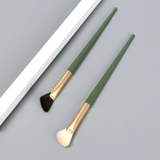 Brocha Abanico para Contorno Nasal - Herramienta de Maquillaje Profesional Suave y Precisa - Image 10