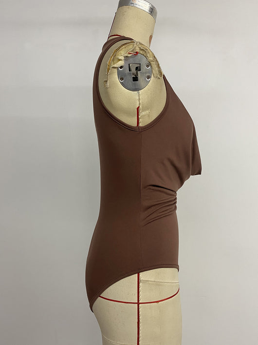 Body Halter Cuello Profundo en V - Diseño Elegante y Versátil - Image 23