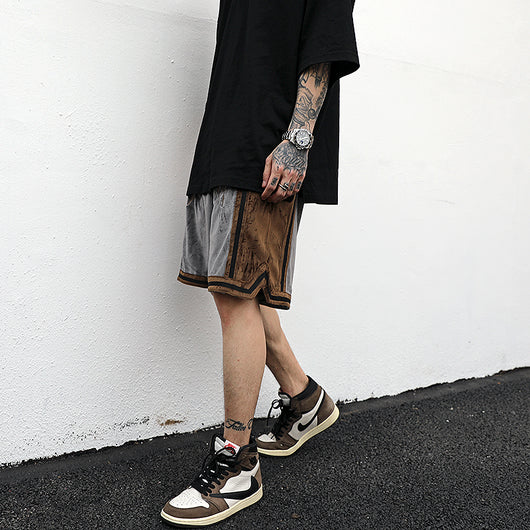 Shorts de Terciopelo con Detalles Bordados - Image 12