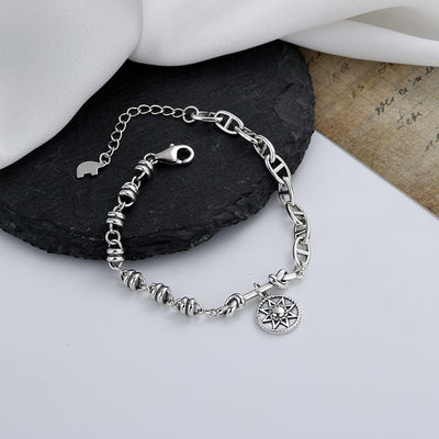 Pulsera Estrella de Ocho Puntas con Cadena Asimétrica en Plata Esterlina - Image 2