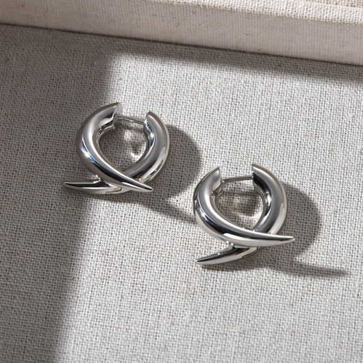 Aros de Cruz en Oro Blanco y Cobre - Diseño Personalizado de Carácter Único - Image 10