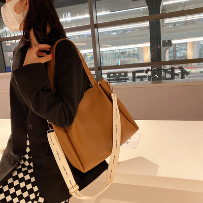 Bolso Bandolera Cuadrado Pequeño con Pañuelo de Seda Estampado