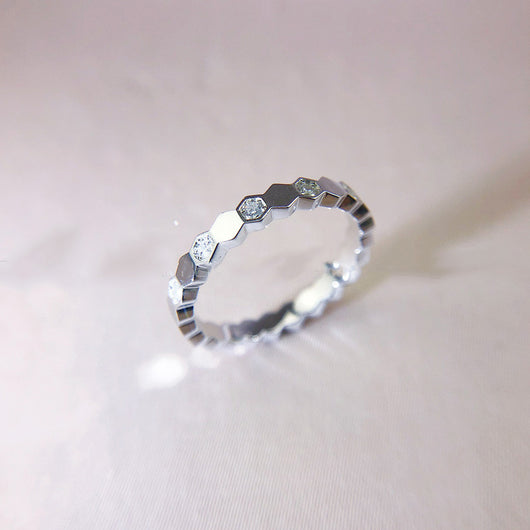 Anillo de Plata con Diseño Colmena para Mujer - Image 7