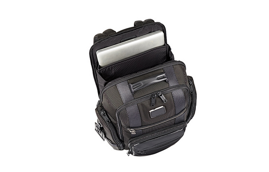Mochila Funcional de Nylon para Hombre - Diseño Minimalista y Resistente - Image 9