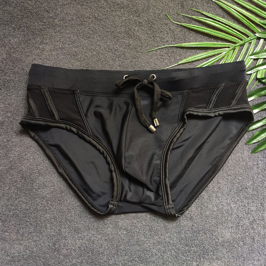 Short de Playa Bikini Negro con Detalles de Malla Triangular