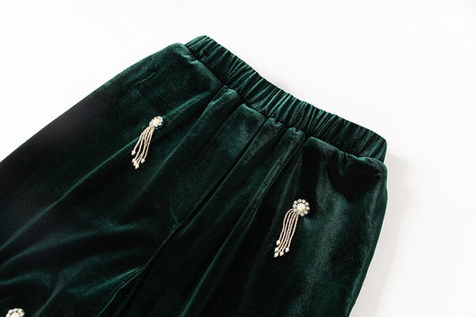 Traje de Terciopelo con Detalles de Cuentas para Mujer - Image 14
