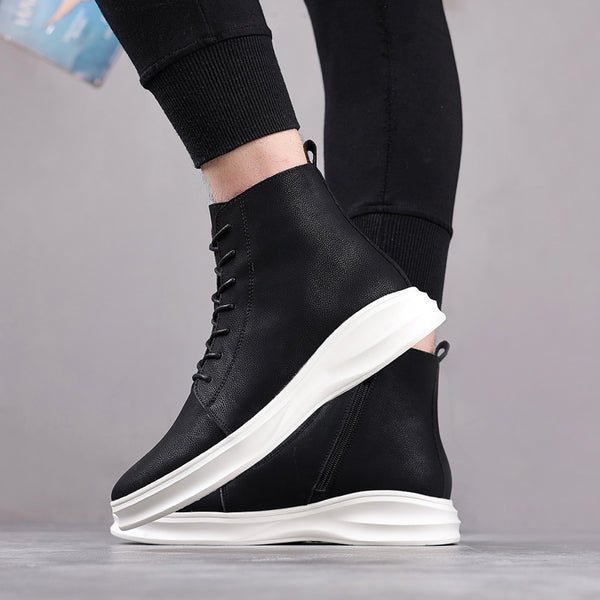 Botas Martin Negras con Malla Interna y Punta Redonda