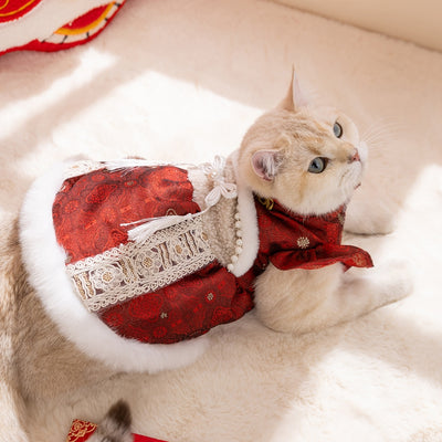Elegante Qipao Festivo para Mascotas - Vestido Rojo Año Nuevo Chino con Encaje y Pelaje Sintético - Image 26