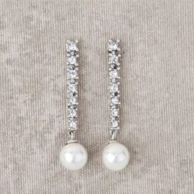 Aretes de Plata Esterlina con Perla y Zirconia - Diseño Elegante Premium
