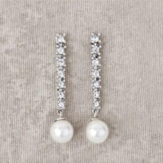 Aretes de Plata Esterlina con Perla y Zirconia - Diseño Elegante Premium