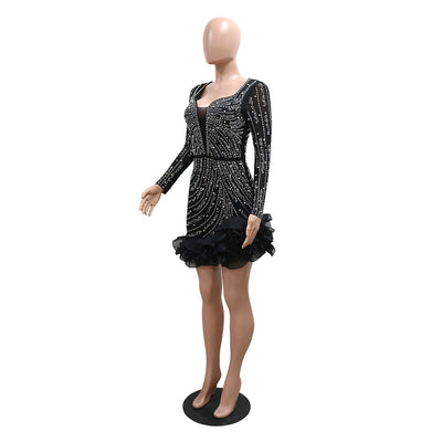 Vestido Ajustado con Bordados Elaborados y Detalles de Pedrería - Image 10