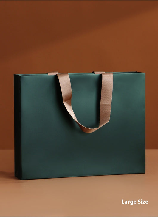 Bolsa de Mano Narciso con Diseño de Montaña y Río - Image 19