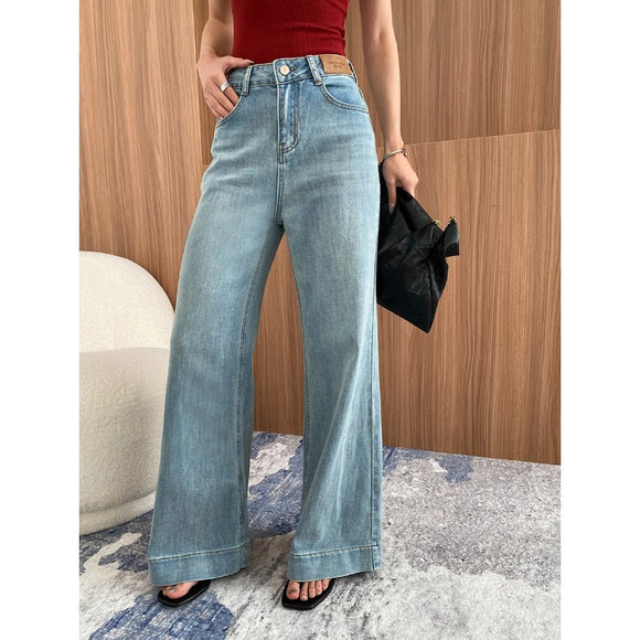 Jeans Talle Alto Elásticos Lavados con Corte Amplio y Cintura Ajustada