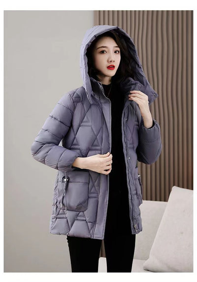 Chaqueta Acolchada de Plumón para Mujer con Capucha - Largo Medio - Image 13