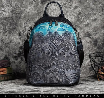 Mochila de Cuero Curtido al Vegetal con Grabado Vintage en Piel de Res - Image 6