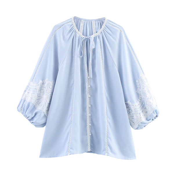 Blusa Elegante con Encaje y Mangas Linterna