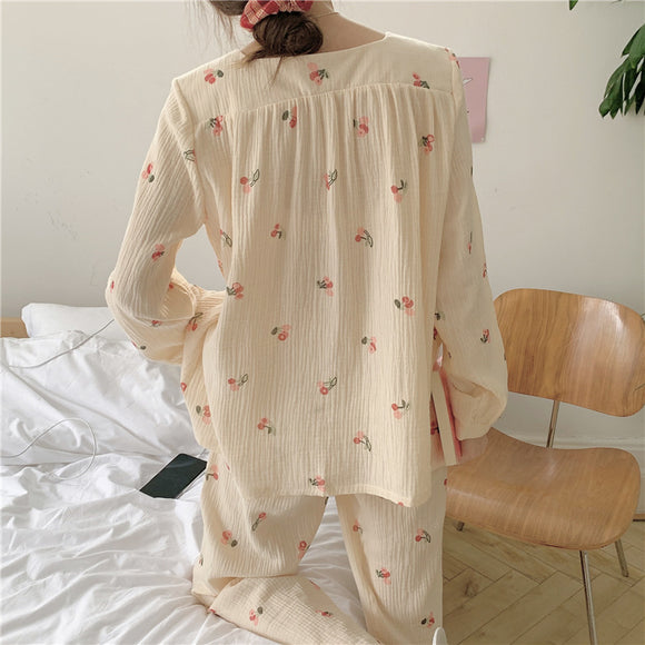 Pijama Largo de Algodón para Mujer con Encaje Floral