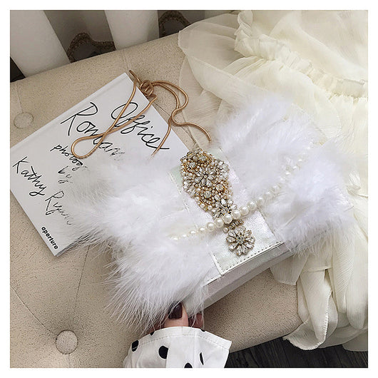 Bolso de Noche Elegante con Plumas de Avestruz y Cadena de Perlas - Image 18