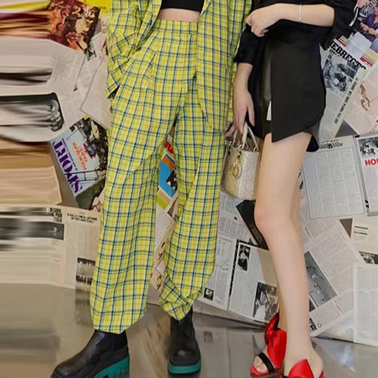 Traje Ejecutivo Mujer Cuadros Amarillo y Azul con Hombreras - Image 4