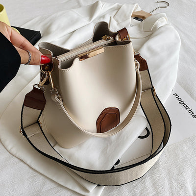 Bolso de Hombro Premium con Estilo Contemporáneo - Image 11