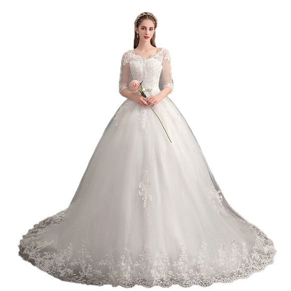 Vestido de Noiva com Decote V, Renda e Manga Longa