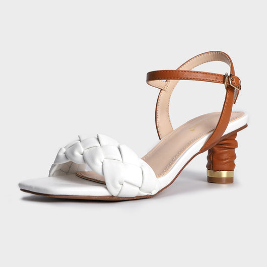 Sandalias de Tacón Alto con Punta Cuadrada y Tejido Artesanal - Image 4