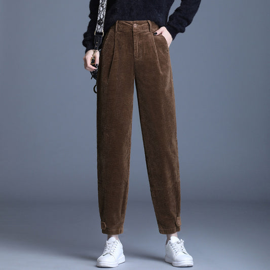 Pantalones Cortos Papa Harlan en Pana Gruesa con Detalles de Trabajo