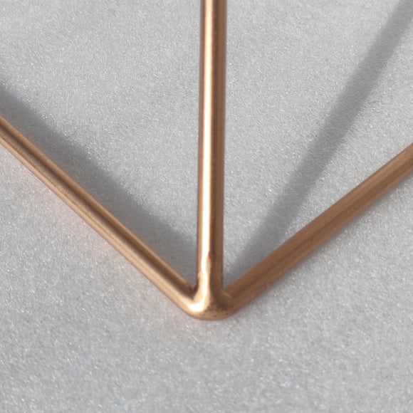 Soporte Generador de Energía Pirámide Cobre Pequeño