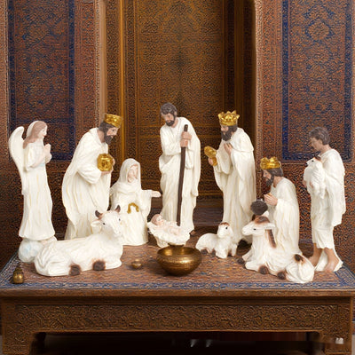 Juego de 11 Adornos Navideños Religiosos en Resina - Image 3