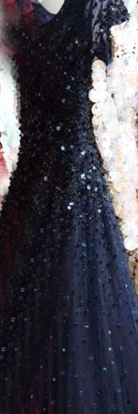 Vestido de Fiesta con Lentejuelas y Pedrería Elegante - Image 12