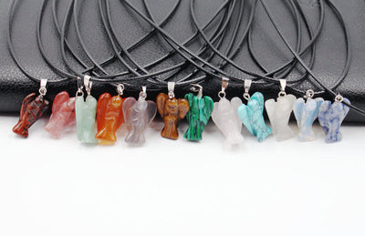 Collar de Alas de Ángel en Cristal Tallado a Mano - Image 6
