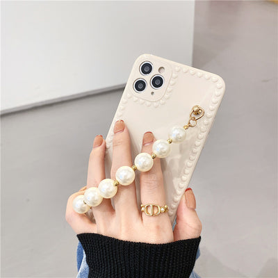 Funda para iPhone con Pulsera de Perlas - Protección Integral y Elegancia - Image 9