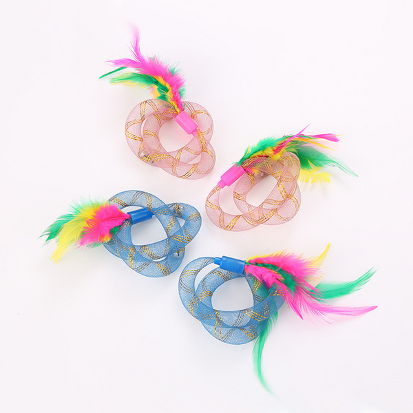 Tubo de Hilo Interactivo para Gatos con Plumas