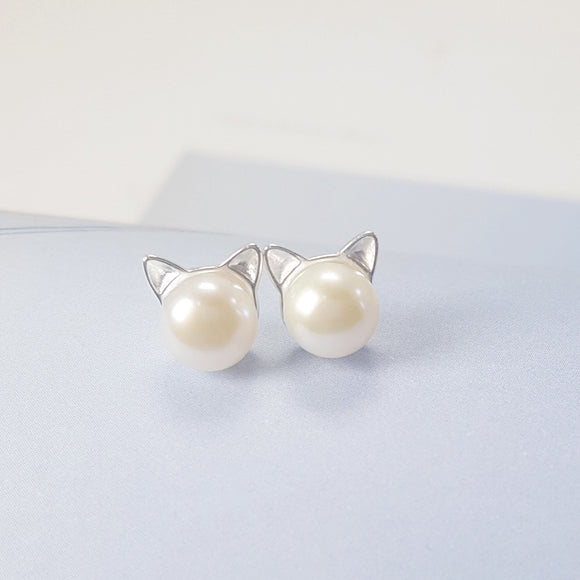 Aretes de Plata 925 con Perlas de Agua Dulce y Diseño de Orejas de Gato