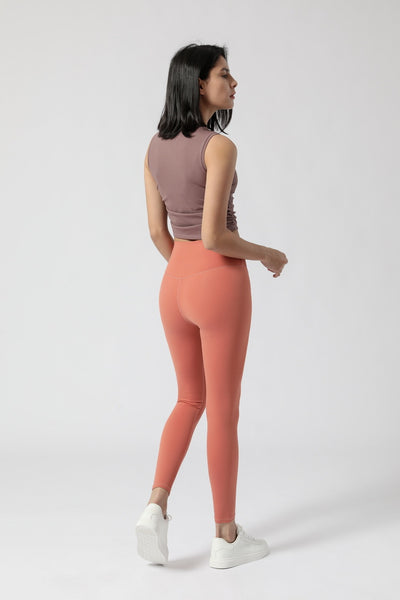 Top Deportivo Mujer con Pliegues Laterales - Image 22