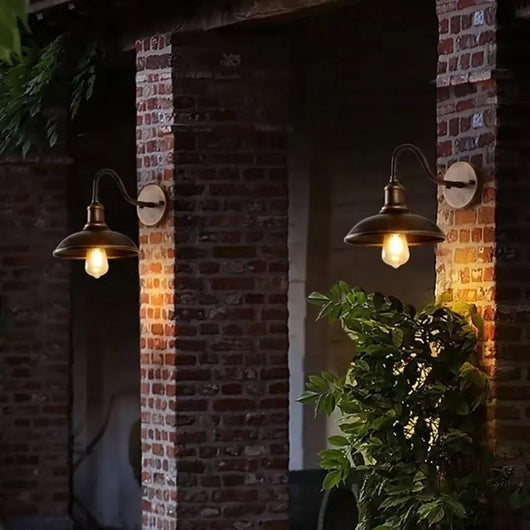 Lámpara de Pared Estilo Retro para Patios y Jardines - Image 3