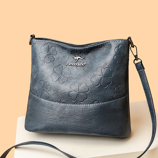 Bolso Bucket de Cuero Genuino con Grabado - Gran Capacidad para Mujer - Image 4