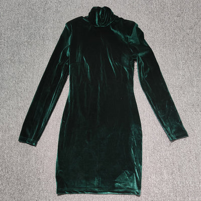 Vestido Ajustado de Fiesta con Espalda Descubierta - Image 16