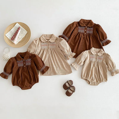 Vestido Enterizo de Pana para Bebé Niña con Diseño Triangular - Image 21