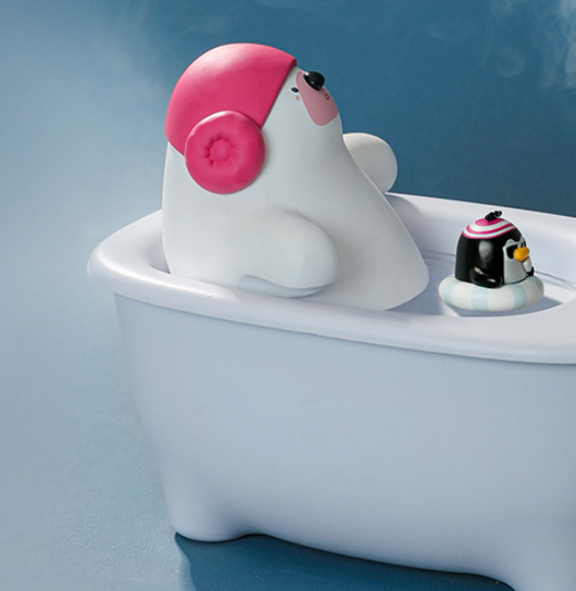 Creative air humidifier shaped like a white bathtub with a polar bear wearing pink earmuffs and a small penguin. - Image 8