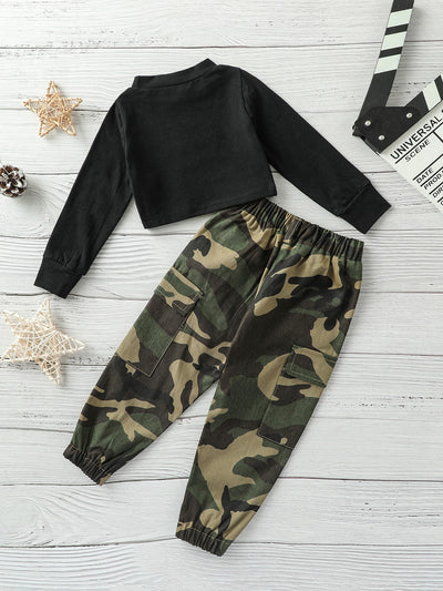 Conjunto Dos Piezas: Suéter Negro Tejido Manga Larga + Pantalón Camuflaje - Image 8